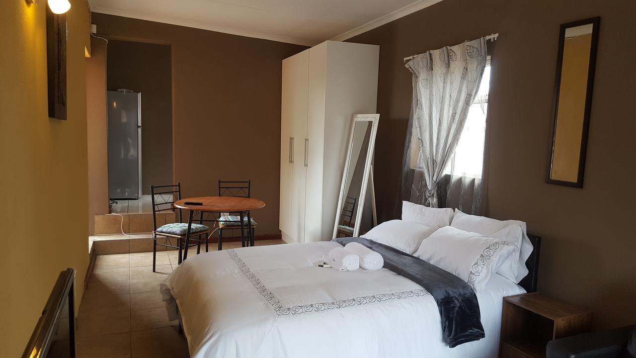 Let Us Accomodation อีสต์ลอนดอน ภายนอก รูปภาพ