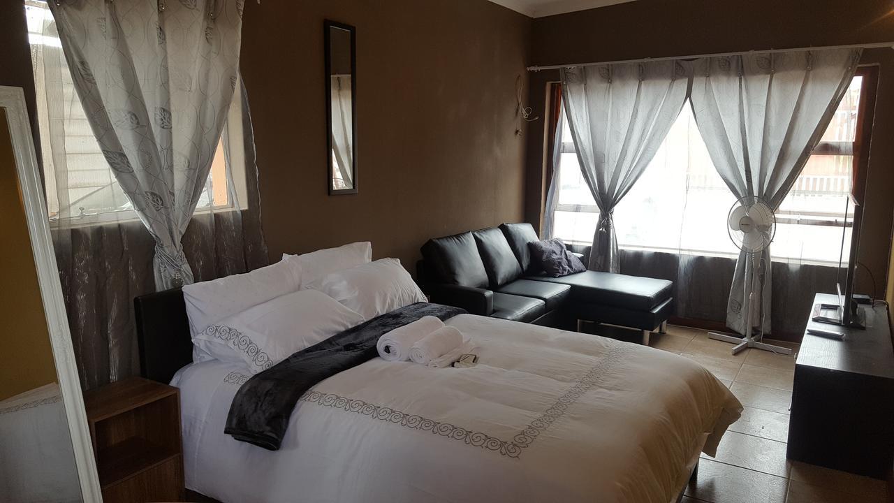 Let Us Accomodation อีสต์ลอนดอน ภายนอก รูปภาพ